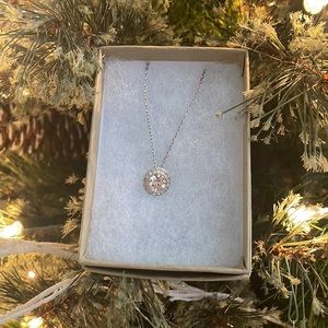 Swarovski crystal silver necklace 10”